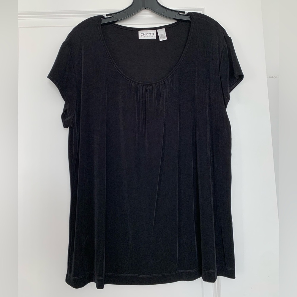 Chico's Travelers Black T Shirt Stretch Knit Tee Short Sleeve size 3